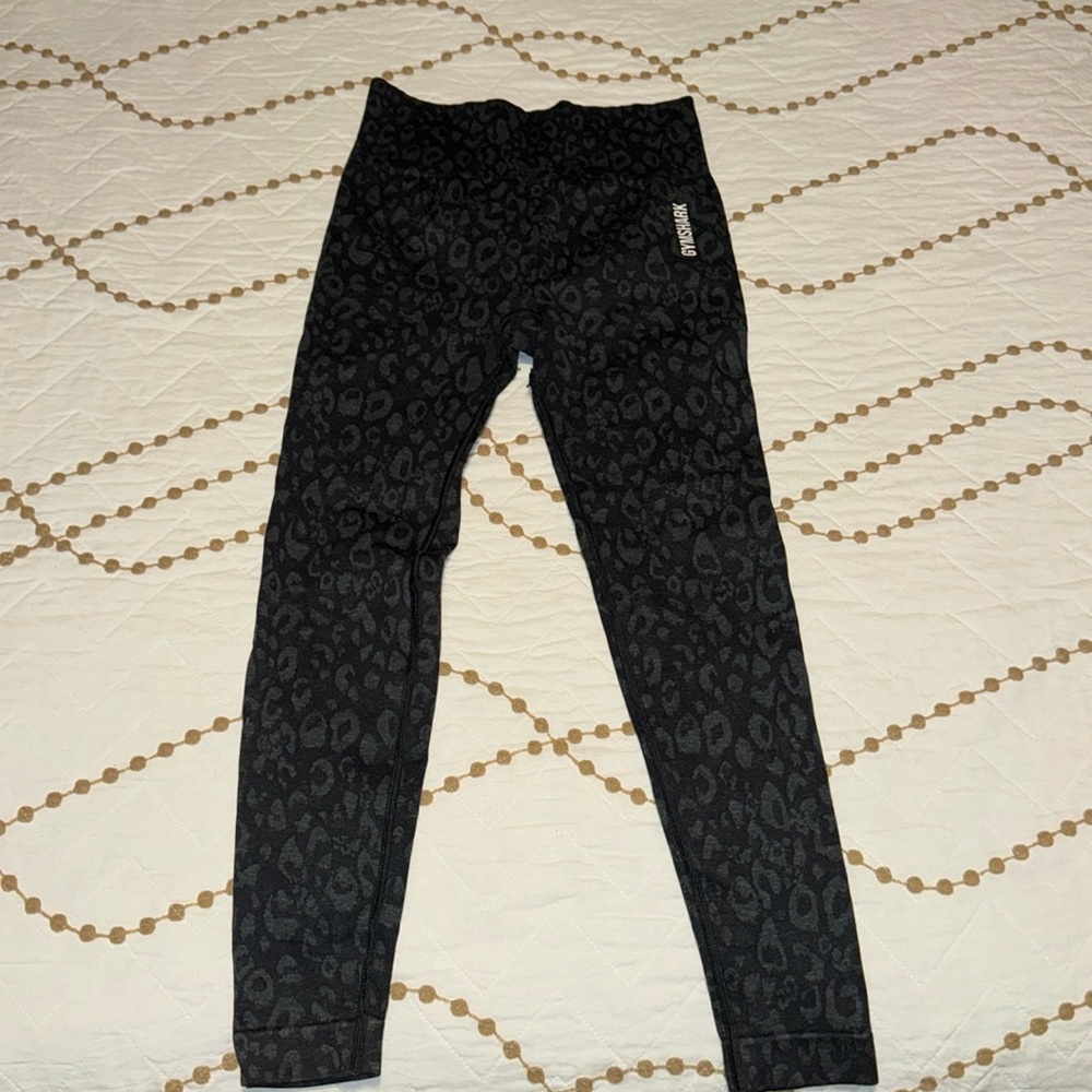 Black cheetah print Gymshark leggings